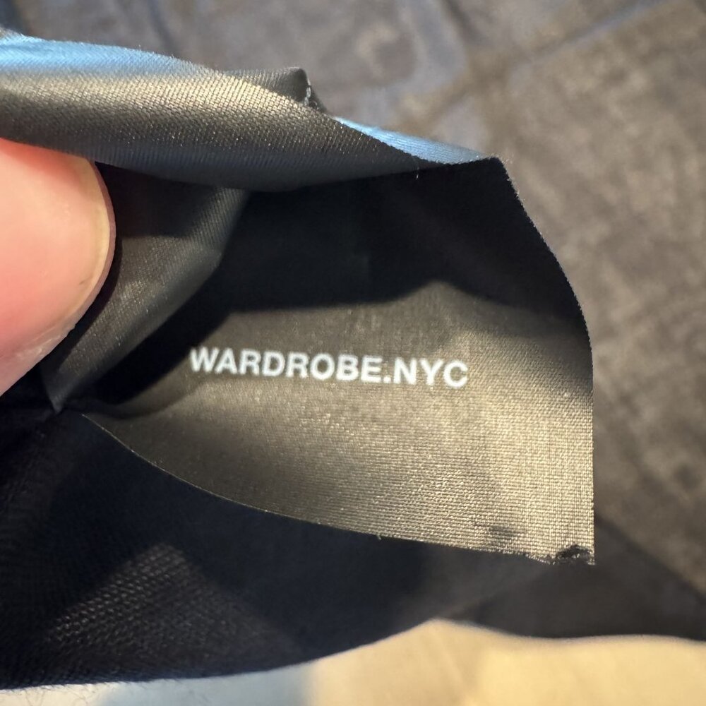 Wardrobe.NYC Black Cashmere Silk Blend Sarong Women's One Size OS - Picture 4 of 7